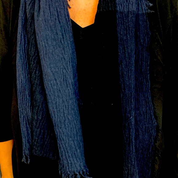 Isabel Marant navy and charcoal scarf - Picture 1 of 3